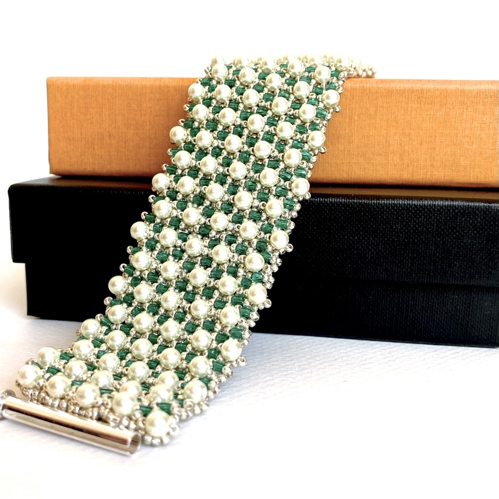 New Handmade Pearl and Seed Bead Bracelet